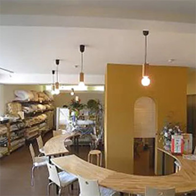 足立ふとん店境港本店店内写真