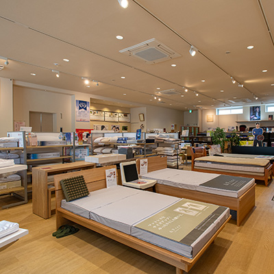 西川ローズ寝装館店内写真